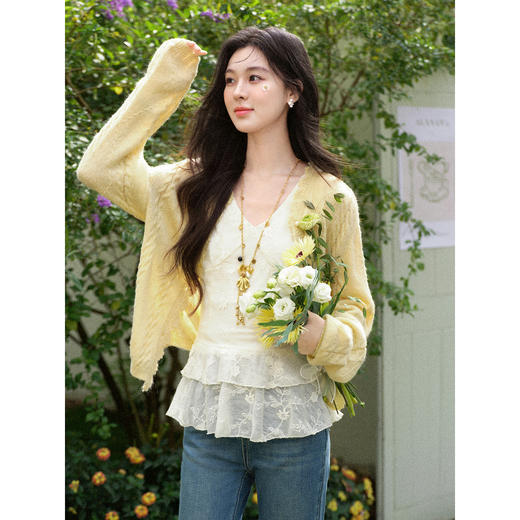 鹿向南「海盐奶蓝」巨温柔蓝色针织衫女春季新款法式气质开衫上衣 商品图1