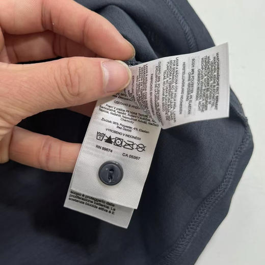 原单正品新款 Mountain Hardwear山浩螺母徒步polo短袖
灰色XXL 蓝色S-XXL 黑灰 S-XXL
原价98美金 商品图9
