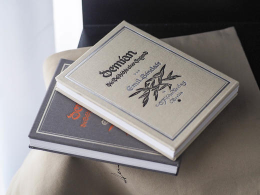 【新品现货】黑塞《德米安》封面复刻布面盖章本 / 护书袋 周边文创 笔记本 商品图3