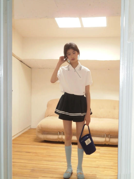 【非质量问题不退换】MiuMiu 26早春新款短袖（XHH） 商品图3