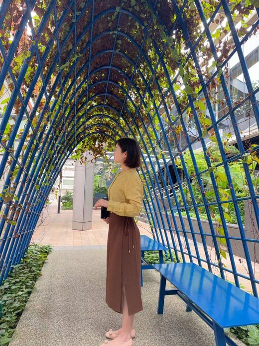 设计师蝴蝶缎面上衣 商品图3