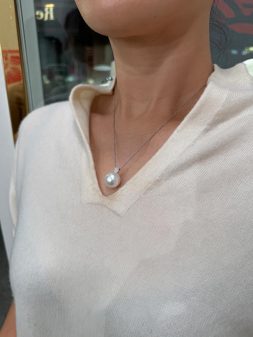 【挚友限定】戴妃 18k金真科研大证凤凰等级澳白珍珠吊坠 商品图3