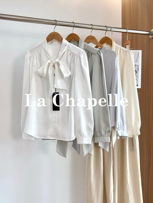 专柜实拍【丝光缎面】拉夏贝尔/La Chapelle气质系带V领绑带排扣长袖衬衫垂顺有型/优雅显瘦/时尚通勤 商品图5
