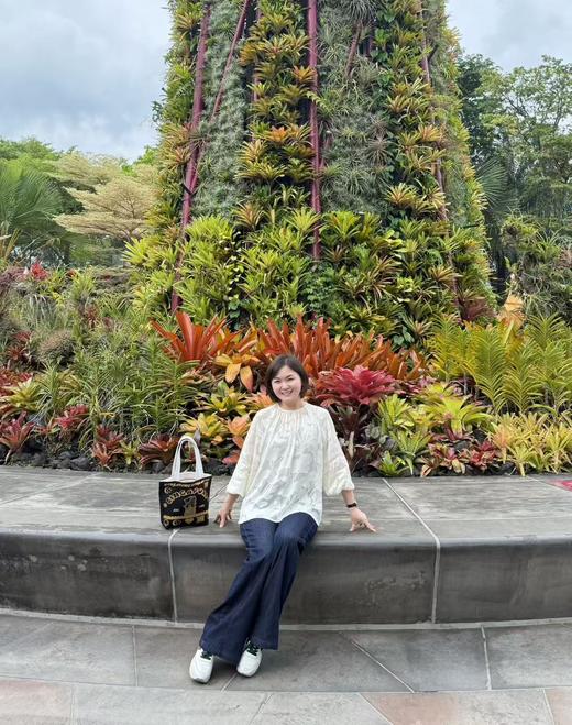 设计师剪花钉珠上衣 商品图2