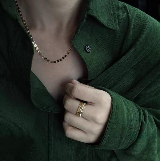 LONGNVFAIR“苔藓绿”灯芯绒全棉衬衫 低调显白 宽松H版型 包容多种身材 商品图3