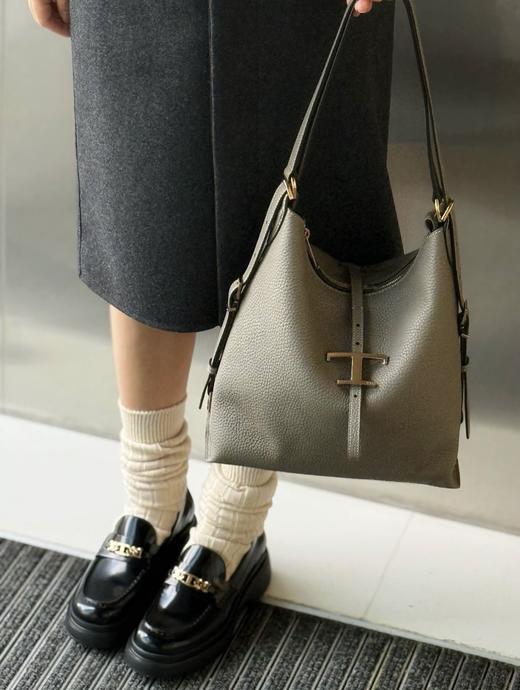 TODS 新品小T扣乐福鞋 商品图1