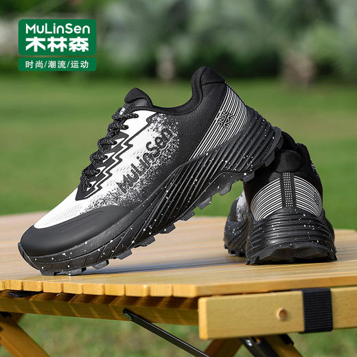 【木林森运动户外潮流运动鞋SHW851136】口碑爆款，贾卡网鞋面，透气包裹双兼顾，防滑耐磨大底，男女同款潮流吸睛设计 商品图5