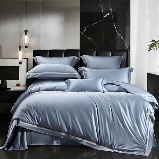 多喜爱 60S天丝棉套件 澜LAN 【AA级抗菌】【双股交织】【高密贡缎】【镂空花边】【精致刺绣】【礼盒包装】【专利圆角床单】柔滑光泽 日细腻厚实 商品图13