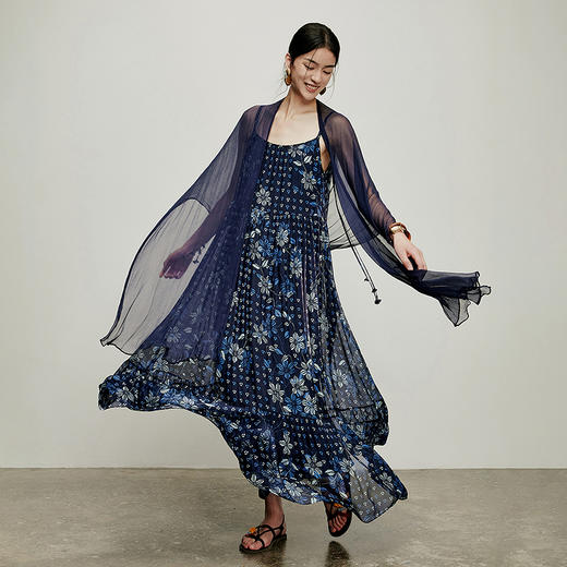 【林栖设计小店】手工系带|百搭多色温柔印花2026夏新款宽松吊带连衣裙1962187 商品图7