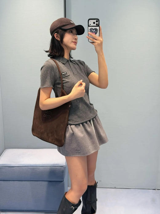 【非质量问题不退换】MiuMiu 26早春新款短袖（XHH） 商品图2