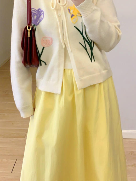 【百图lulu定制】【预售4月23日发】【黄玫瑰半裙】点亮一身穿搭  碎褶 A字裙摆 弹力腰围 半身裙 商品图4