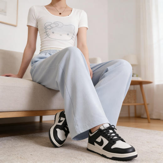 爆仓72小时内发货【透梦-春夏撞色肌理裤】甄选舒适防晒面料，高腰阔腿版型设计，遮肉显瘦不挑身材，轻松拉长腿部线条，小个子高个子轻松驾驶，尽显时髦活力 商品图2