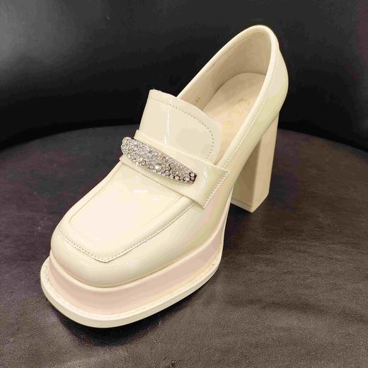 LFGJ X0103时尚中粗跟女鞋 商品图0