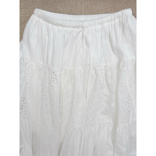 人间理想 波西米亚+南法一字肩小上衣 大A摆 蛋糕半裙 100棉重工镂空刺绣 一套搭配很仙 商品图5