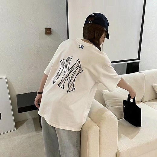 MLB胸前小标刺绣后背经典大标印花情侣短袖 MLB1142 商品图1