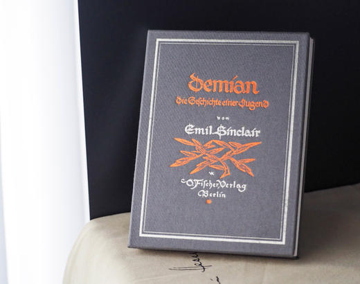 【新品现货】黑塞《德米安》封面复刻布面盖章本 / 护书袋 周边文创 笔记本 商品图4