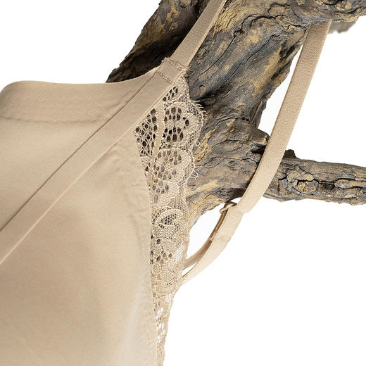 【林栖设计小店】花间浅语|肤色简约百搭镂空花边蕾丝2026春新款吊带背心T1961402 商品图2