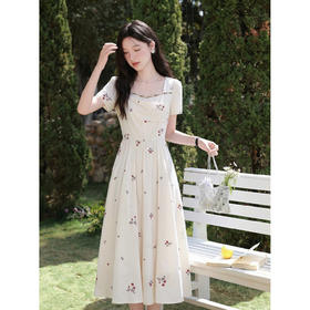 鹿向南「柔白樱序」杏色碎花连衣裙女夏季新款法式温柔风短袖长裙