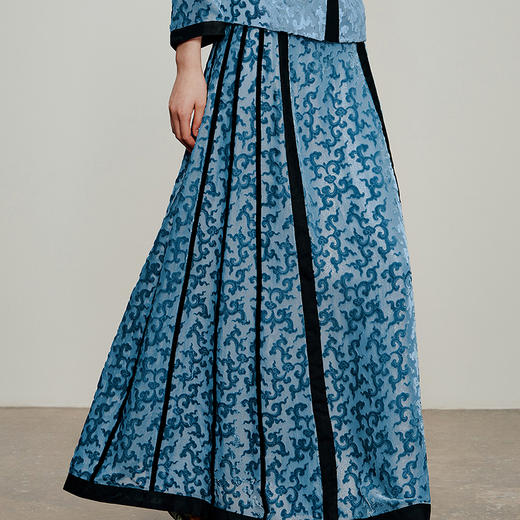 【林栖设计小店】流云漫漫|金丝如意烧花国风2026夏新款马面半身裙1962033 商品图2