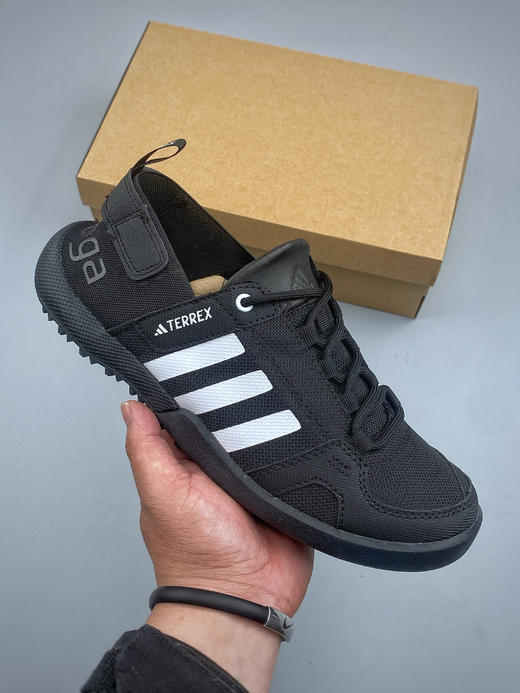 阿迪达斯TERREX DAROGA TWO 13 S.RDY户外涉水鞋 商品图0