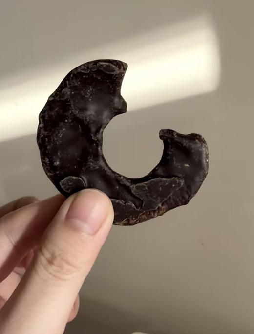 巧克力苹果脆 | 100% 新鲜苹果制作脆片 酥香脆片搭配丝滑巧克力涂层  耐吃不腻 脆爽 + 丝滑双重体验 非油炸 解馋零食 商品图5