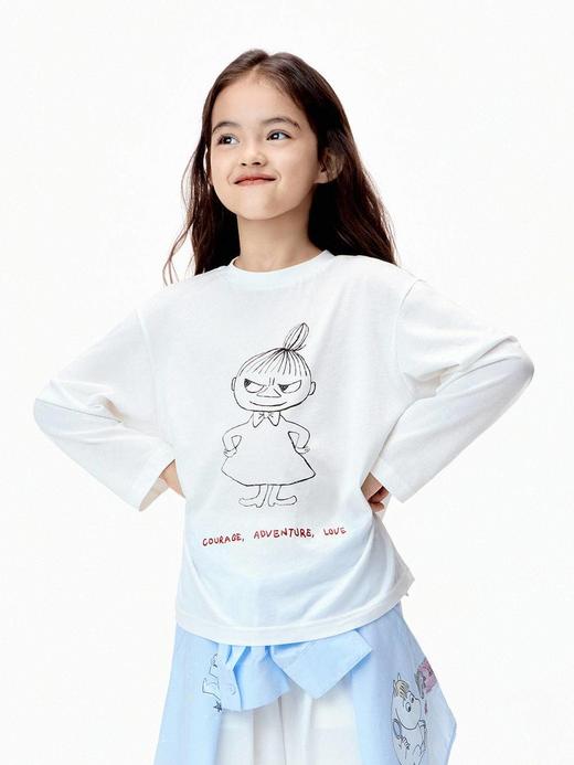 【夏上新】8楼摩安珂儿童little MO&Co.26年夏季新款MOOMIN联名系列100%新疆棉印花圆领长袖T恤 KBF2TEE018【吊牌价：329 元 ，活动价：296元】 商品图1