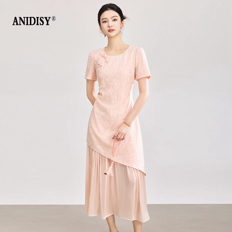 时尚浮雕肌理提花圆领短袖拼接连衣裙