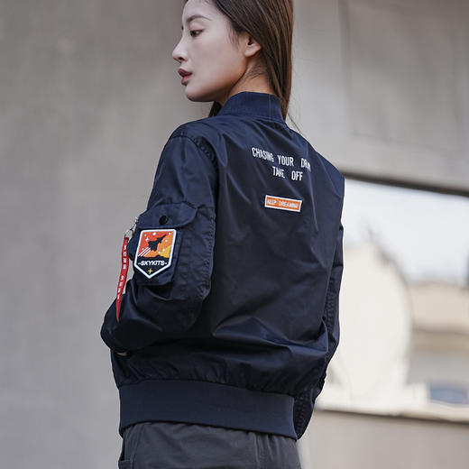 【中航文化官方出品 酷飒有型 防风保暖】歼20设计款男女同款飞行夹克（爆款清仓 断码不补） 商品图4