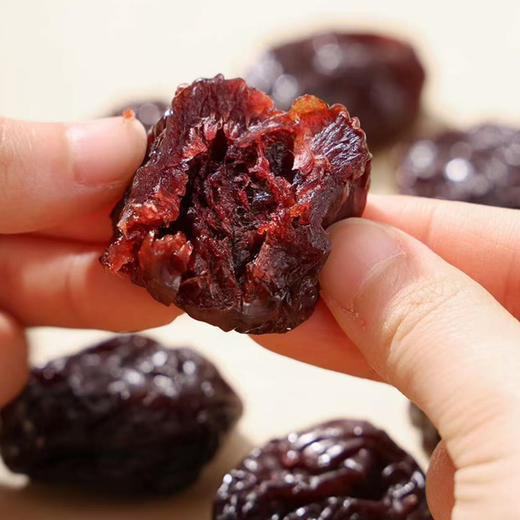 山姆同款【春江月・无核胭脂李干】三段式低温锁鲜， 配料仅李子，天然有机酸轻食无负担，独立包装酸甜好味~ 118g/袋 商品图1