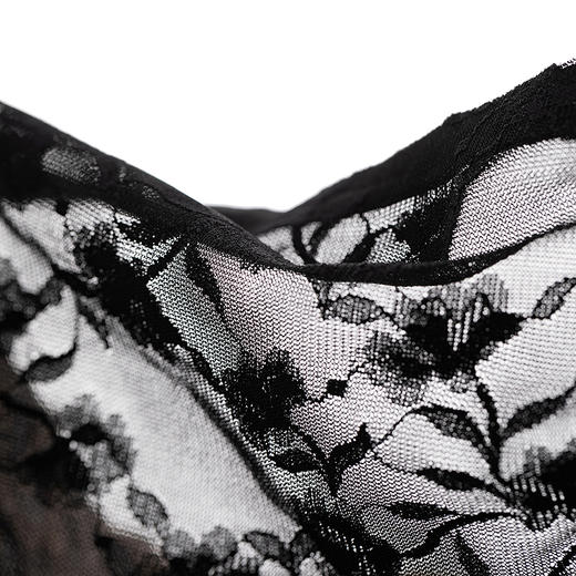 【林栖设计小店】镂光花意|百搭多色打底美背镂空花边蕾丝肌理2026春新款吊带背心T1961401 商品图2