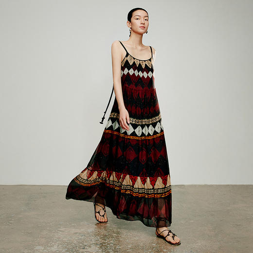 【林栖设计小店】地色几何|暗红色复古印花飘逸显瘦吊带A字连衣裙1962187B 商品图0