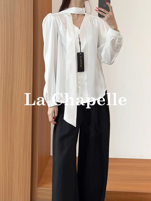 专柜实拍【丝光缎面】拉夏贝尔/La Chapelle气质系带V领绑带排扣长袖衬衫垂顺有型/优雅显瘦/时尚通勤 商品图4