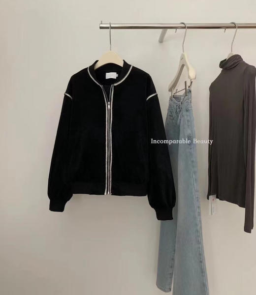 老米优品🎈开春情侣穿搭封神款🍃《美式小香风情侣棒球服外套》自带透气孔的华夫格面料，上手是那种软 fufu 的糯感~~ 商品图3