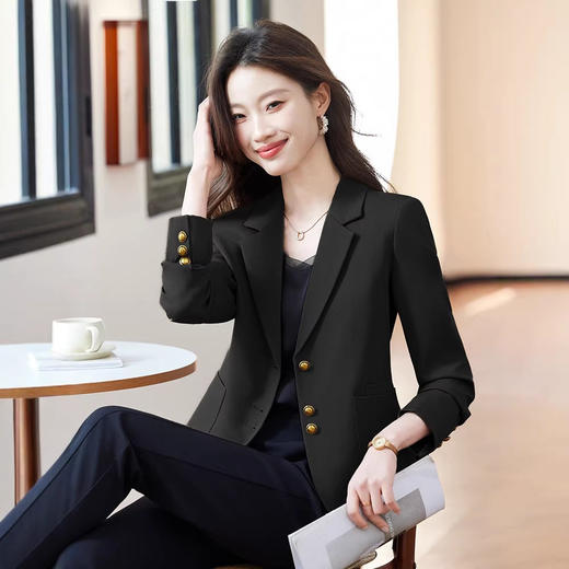 「自」全新升级【铂金会员174/天猫229/差价55】(13559)洛诗琳气质通勤小西装外套女2026春季新款高级感翻领短外套 商品图4