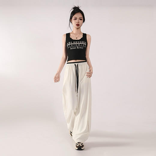 爆仓72小时内发货【透梦-春夏撞色肌理裤】甄选舒适防晒面料，高腰阔腿版型设计，遮肉显瘦不挑身材，轻松拉长腿部线条，小个子高个子轻松驾驶，尽显时髦活力 商品图9