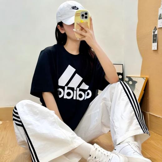 【超模君精选福利 分开加入购物车 单拍不发 限量赠送背包】 阿迪达斯 鞋服集合 买短袖鞋子就送背包一个 男女款德训鞋 夏日短袖 男女同款 商品图3