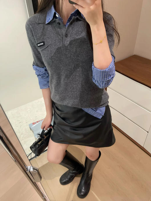 【非质量问题不退换】MiuMiu 26早春新款短袖（XHH） 商品图3