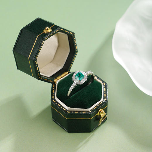 子佩集【青翠芳华】S925银戒指【RM0518-XF】培育宝石祖母绿方块2510 商品图0