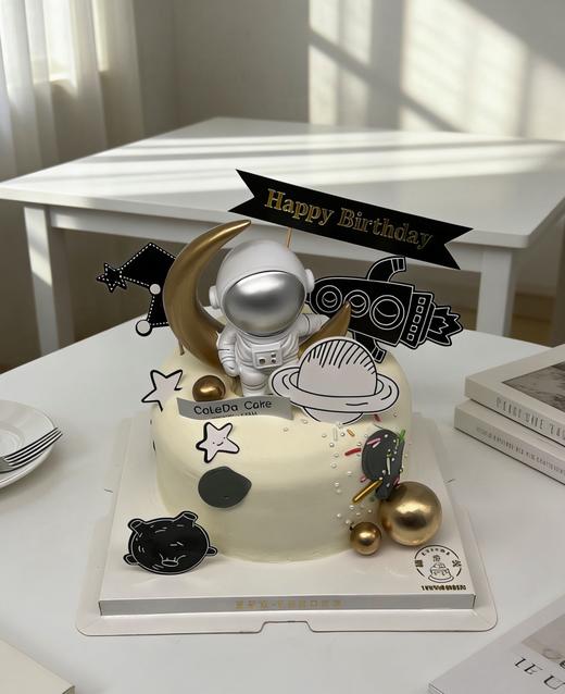 【优品系列】---【宇航员】男孩生日蛋糕 商品图1