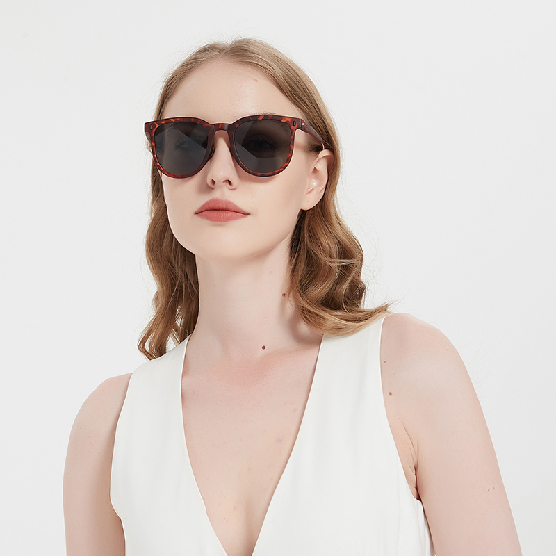 ZERSER姿森折叠墨镜超轻便携UV400防紫外线潮流复古太阳眼镜折叠PCZ40