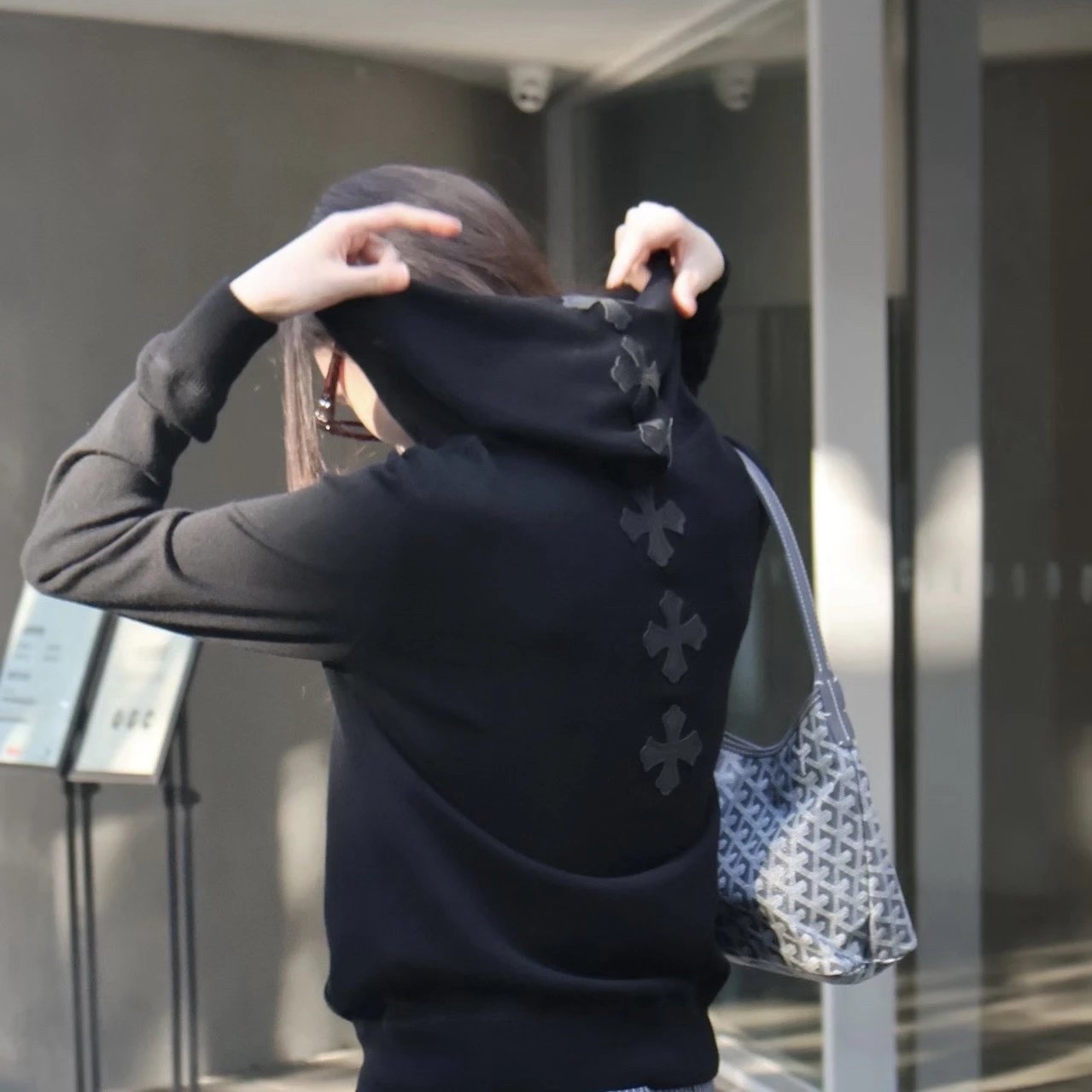 预售 重磅稀罕货  克罗针织外套   成本极高！真皮十字架/纯银拉链