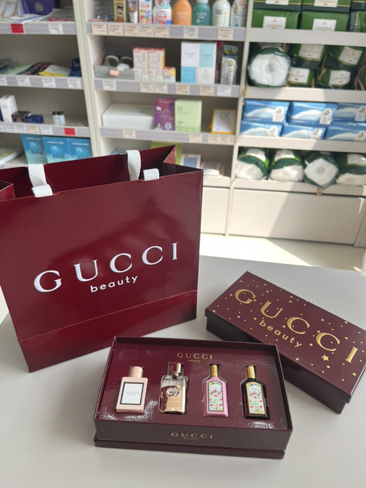 GUCCI古驰 限定Q香礼盒5ml×4 花悦女士浓香+罪爱女士淡香+绮梦馥栀➕绮梦栀子花香水套盒中样 商品图0