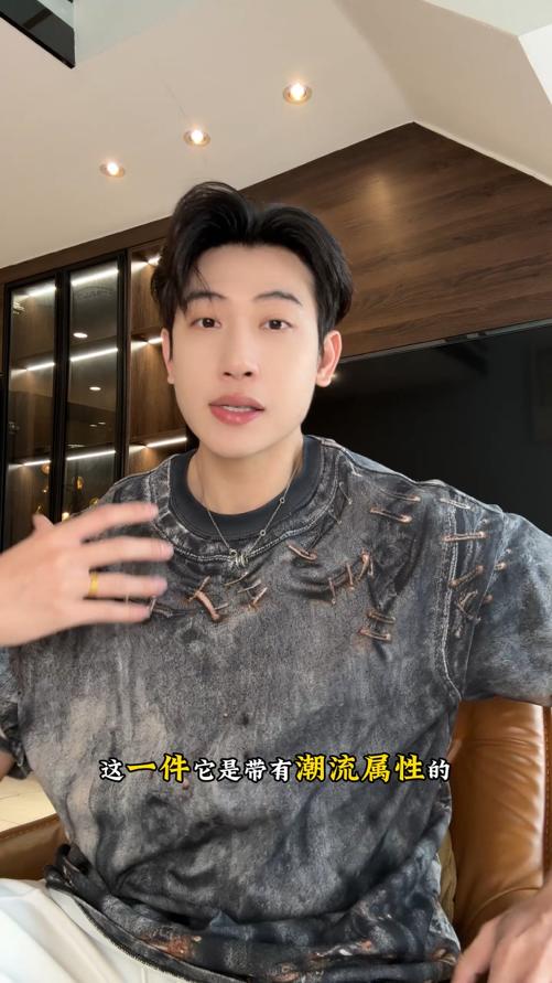 62210SDSA男装2026新款高贵轻奢简约时尚痞帅印花圆领短袖T恤百搭宽松 商品图0