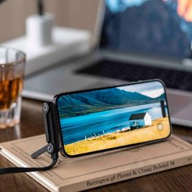 猫太推荐---即是快充线，又是折叠手机支架，太方便了