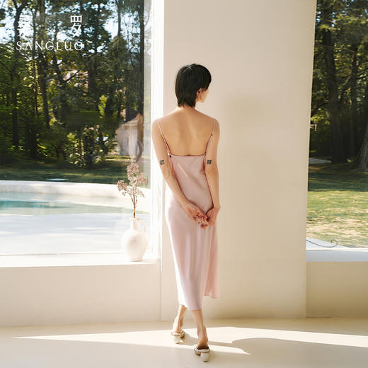 免熨烫』桑罗深V性感吊带裙春夏可外穿简约高级感桑蚕丝睡裙 商品图4