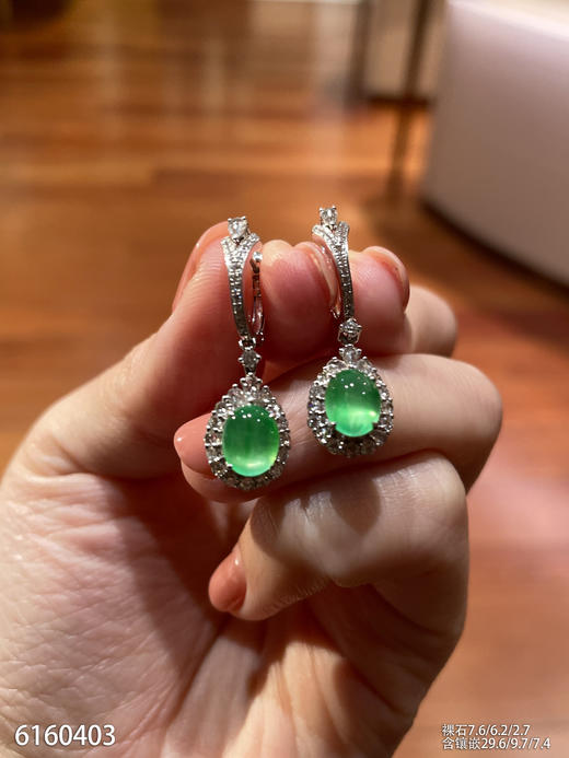 6160403，蛋面耳坠。具体价格微信咨询 商品图1