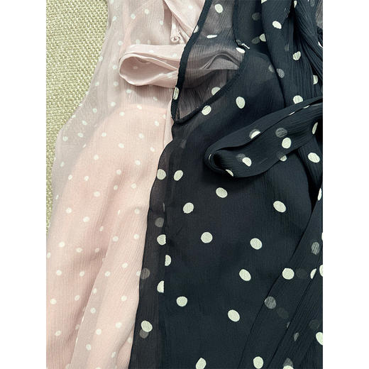 且听风吟 法式波尔卡经典浪漫波点 飘带真丝波点无袖小衫 真丝顺纡 配送全棉吊带背心 商品图8