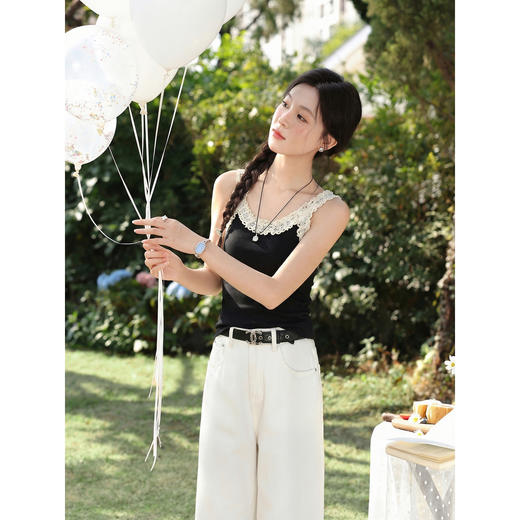 鹿向南「轻语叙夏」法式蕾丝拼接设计感黑色无袖背心女夏外穿上衣 商品图0