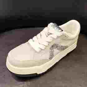 LFGJ 7429运动板鞋