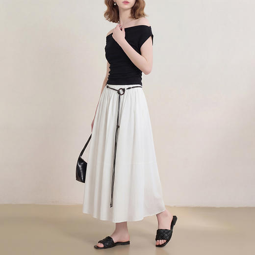 西遇简约赫本2026春季新款时尚百搭显瘦高腰女潮设计感休闲半裙H0060222 商品图3